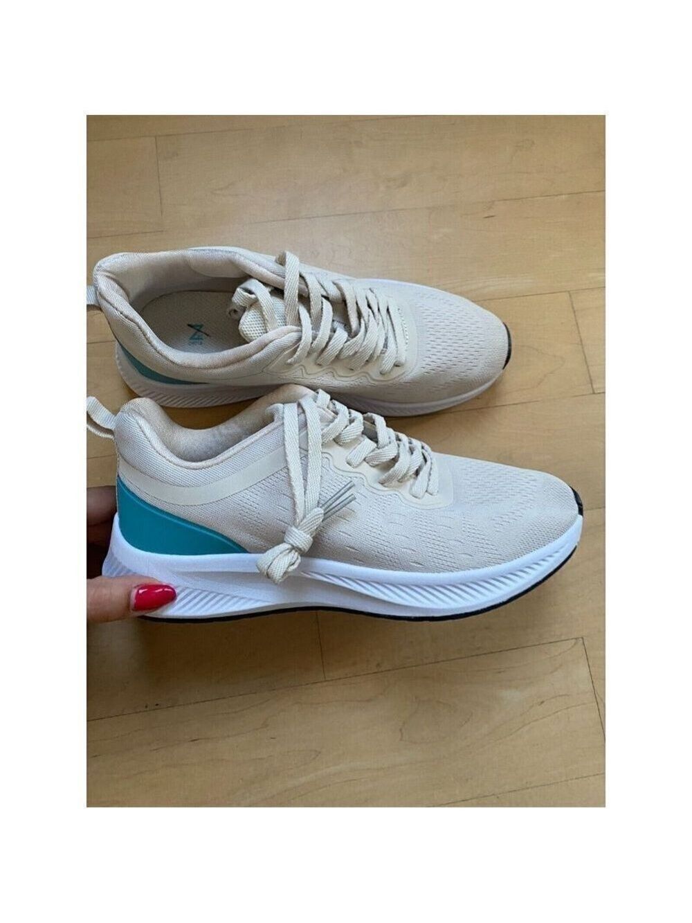 Zella BNWOT Womens knit Sneaker off white lightweight NEW Missized 6.5/7.5